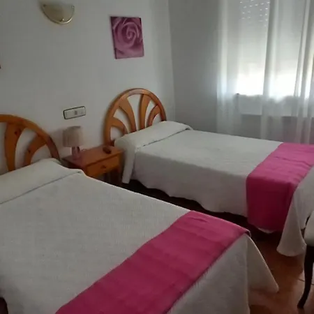 Cadenas 3* ليديسما